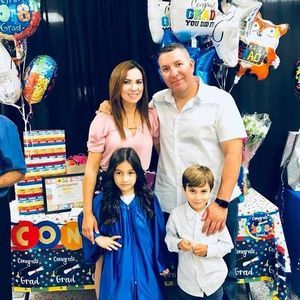 Meet your Posher, Gladis